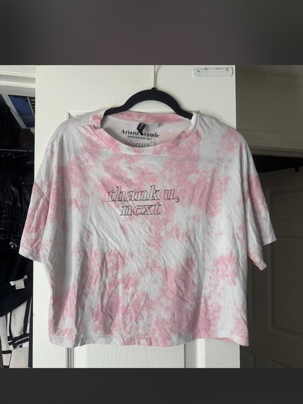 Ariana Grande crop tee